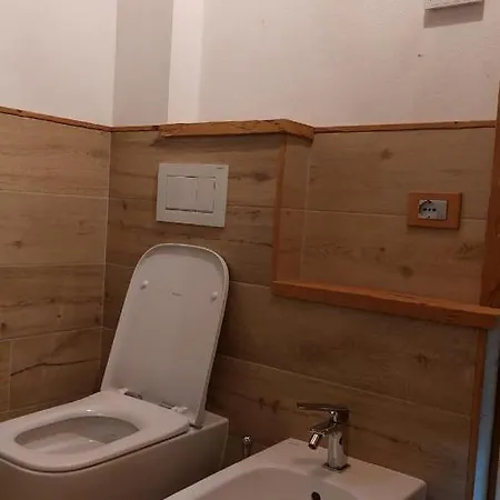 Piangembro Apartment